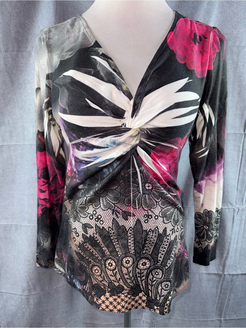 3191-Christopher & Banks Black Long-Sleeve Twist-Front Top with Pink Accents